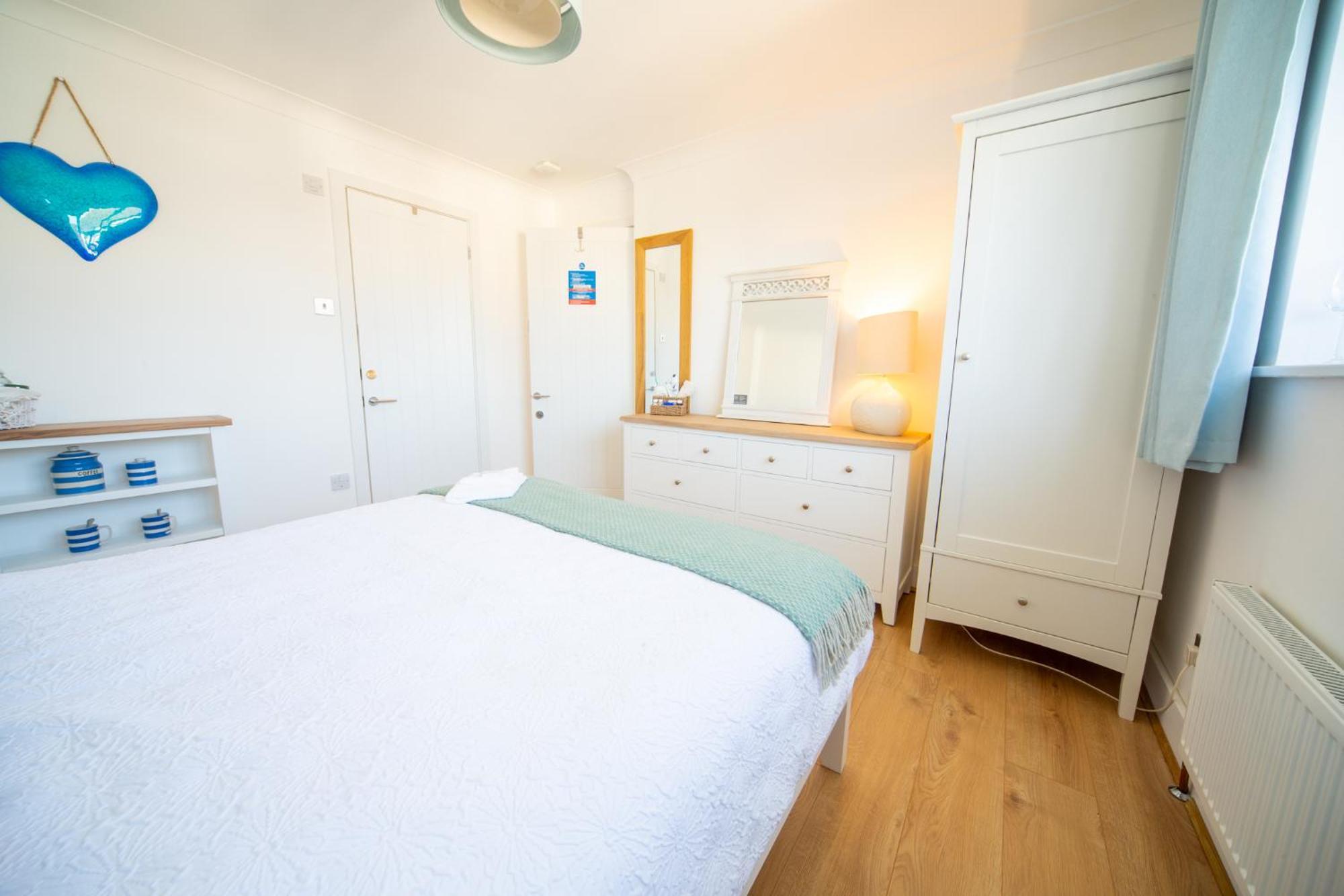 Trethvor House Ensuite Double Room With Free Parking In Quiet Residential Area 패드스토 외부 사진